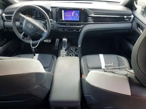 4T1DAACK6SU047509 2025 TOYOTA CAMRY - Image 8
