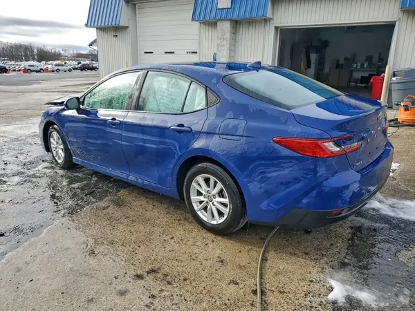 4T1DAACK6SU048093 2025 TOYOTA CAMRY - Image 2
