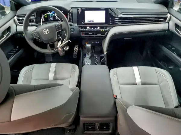 4T1DAACK6SU053682 2025 TOYOTA CAMRY - Image 8