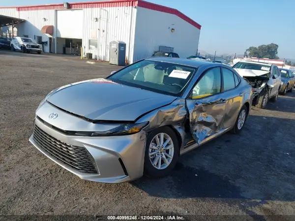 4T1DAACK6SU054394 2025 TOYOTA CAMRY - Image 2