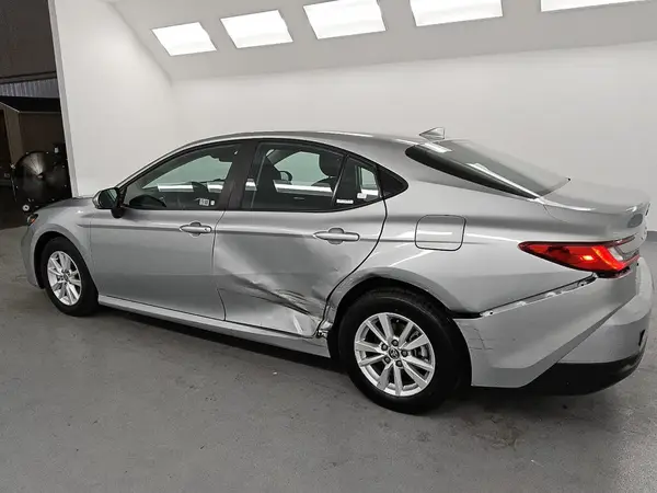 4T1DAACK6SU061717 2025 TOYOTA CAMRY - Image 2