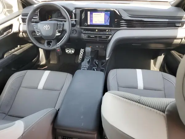 4T1DAACK6SU062124 2025 TOYOTA CAMRY - Image 8