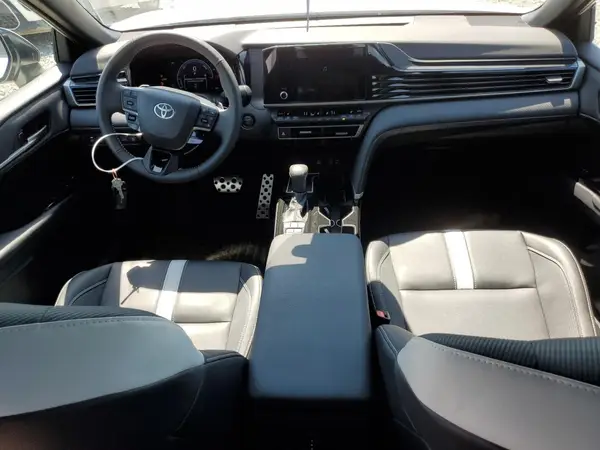 4T1DAACK6SU062138 2025 TOYOTA CAMRY - Image 8