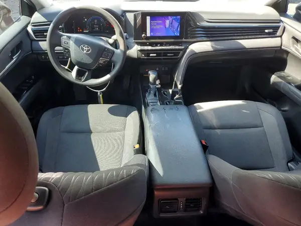 4T1DAACK6SU065475 2025 TOYOTA CAMRY - Image 8