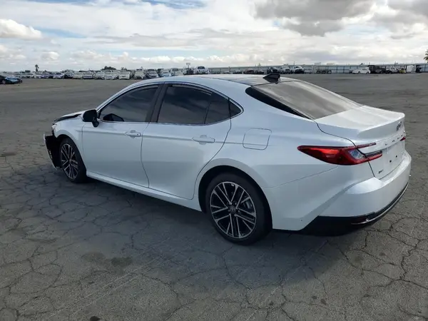 4T1DAACK6SU069476 2025 TOYOTA CAMRY - Image 2