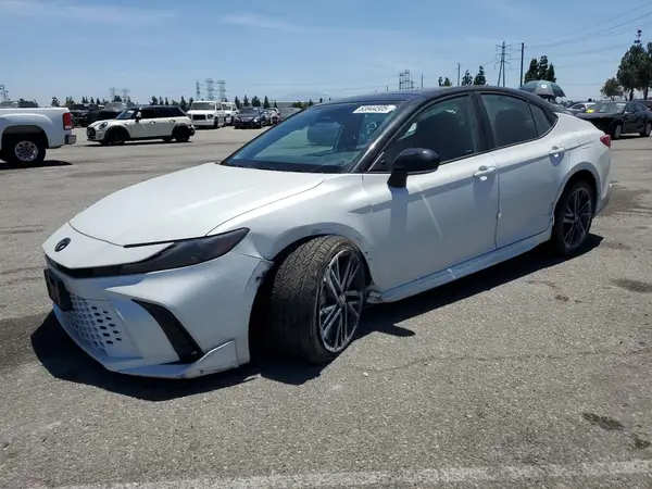 4T1DAACK6SU083586 2025 TOYOTA CAMRY - Image 1