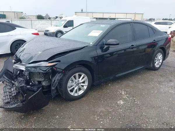4T1DAACK6SU099657 2025 TOYOTA CAMRY - Image 2