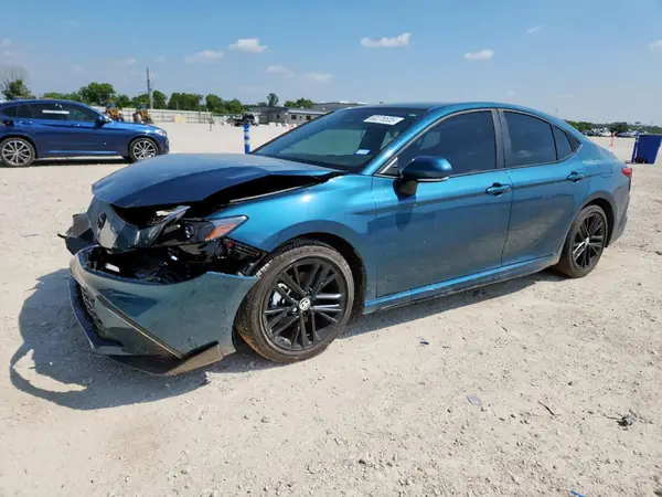 4T1DAACK6SU101696 2025 TOYOTA CAMRY - Image 1