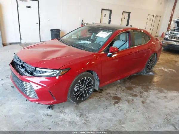 4T1DAACK6SU104940 2025 TOYOTA CAMRY - Image 2