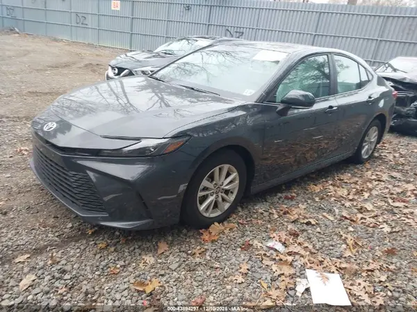 4T1DAACK6SU108986 2025 TOYOTA CAMRY - Image 2