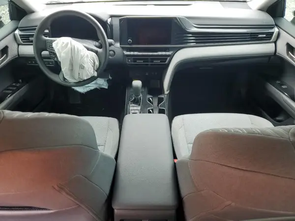 4T1DAACK6SU109572 2025 TOYOTA CAMRY - Image 8