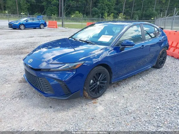 4T1DAACK6SU114898 2025 TOYOTA CAMRY - Image 2