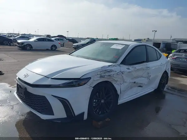4T1DAACK6SU128946 2025 TOYOTA CAMRY - Image 2