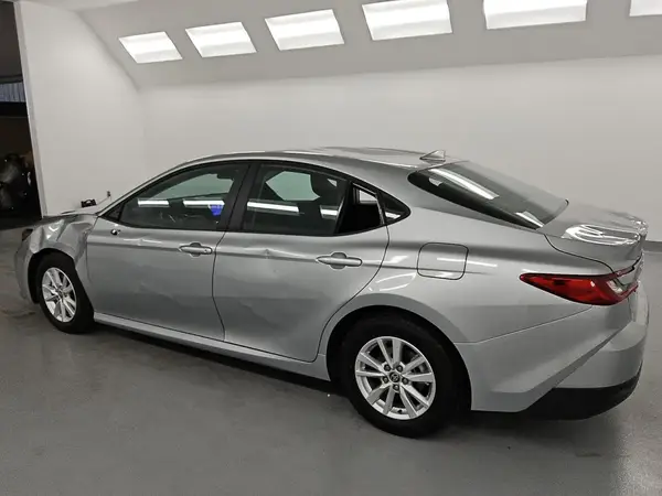 4T1DAACK6SU129420 2025 TOYOTA CAMRY - Image 2