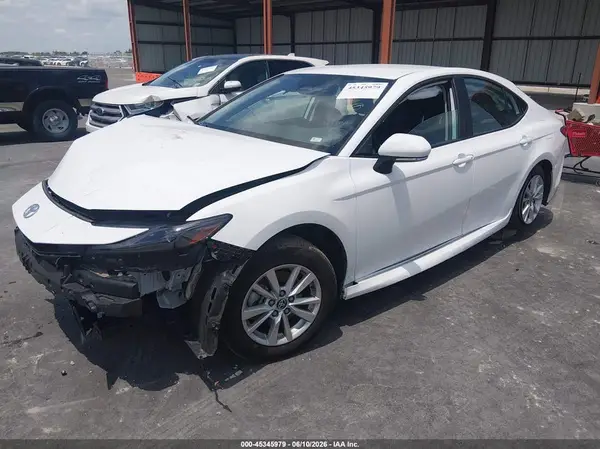 4T1DAACK6SU132950 2025 TOYOTA CAMRY - Image 2