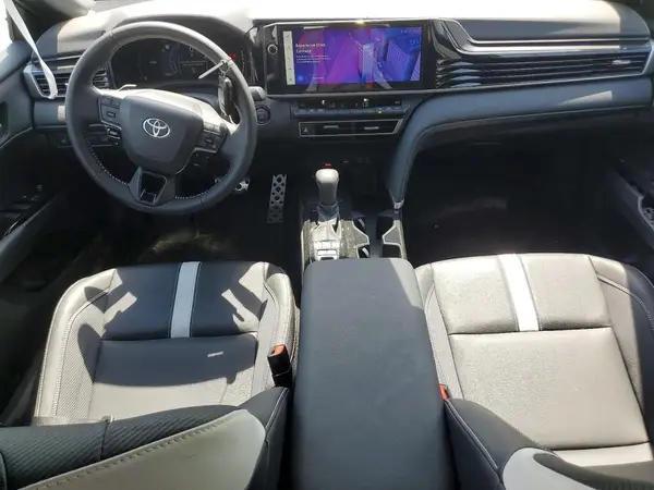 4T1DAACK6SU133855 2025 TOYOTA CAMRY - Image 8