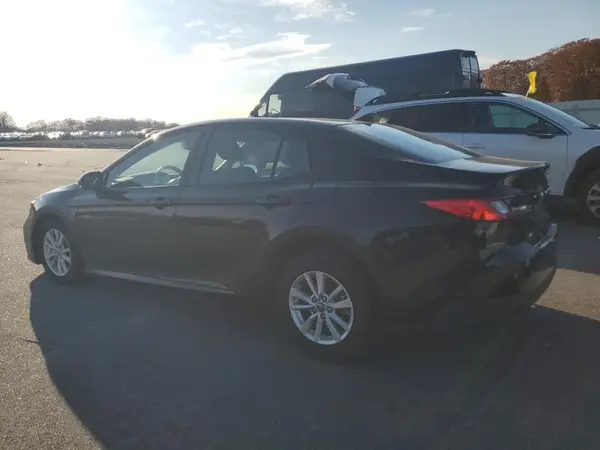 4T1DAACK6SU135928 2025 TOYOTA CAMRY - Image 2
