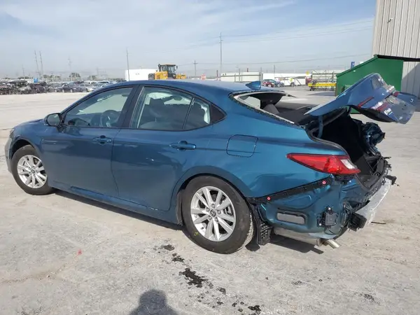 4T1DAACK6SU160618 2025 TOYOTA CAMRY - Image 2