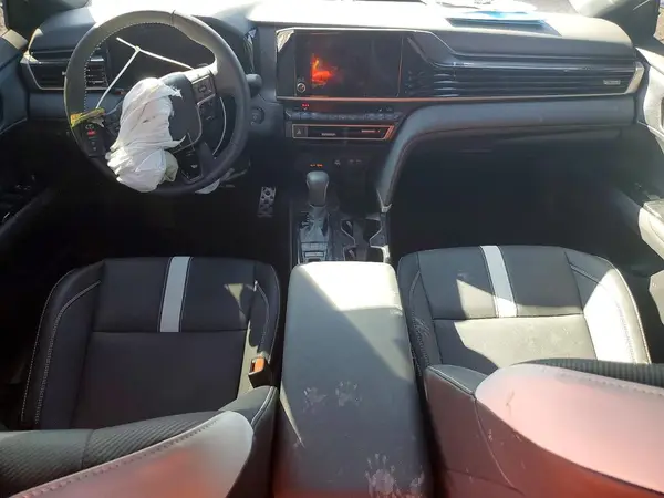 4T1DAACK6SU161932 2025 TOYOTA CAMRY - Image 8