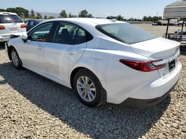 4T1DAACK6SU164491 2025 TOYOTA CAMRY - Image 2