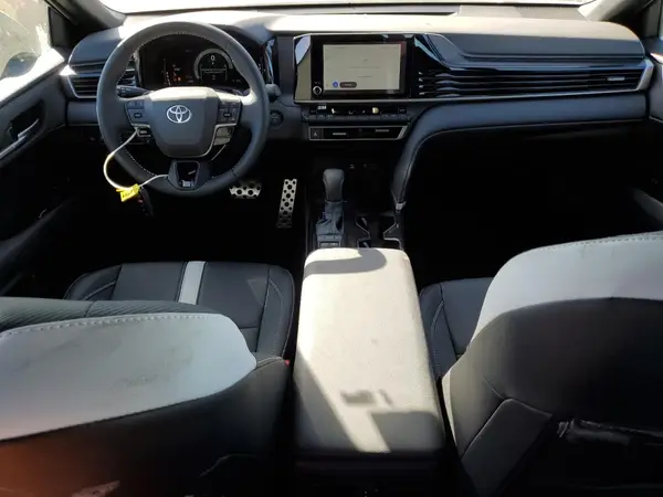 4T1DAACK6SU166077 2025 TOYOTA CAMRY - Image 8