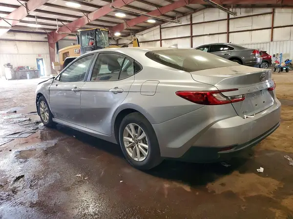 4T1DAACK6SU183073 2025 TOYOTA CAMRY - Image 2