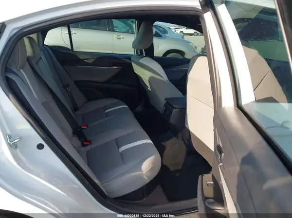 4T1DAACK6SU183574 2025 TOYOTA CAMRY - Image 8