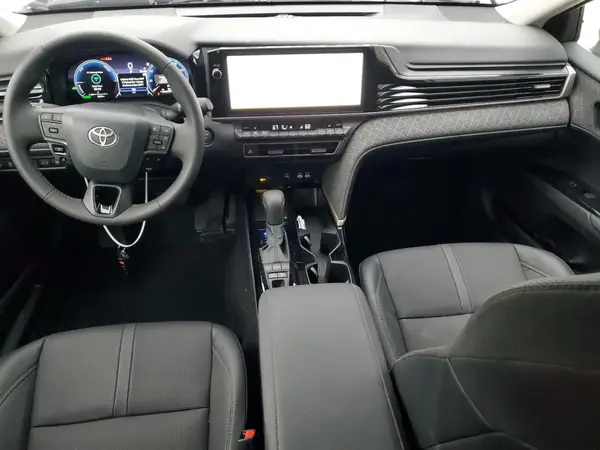 4T1DAACK6SU183638 2025 TOYOTA CAMRY - Image 8