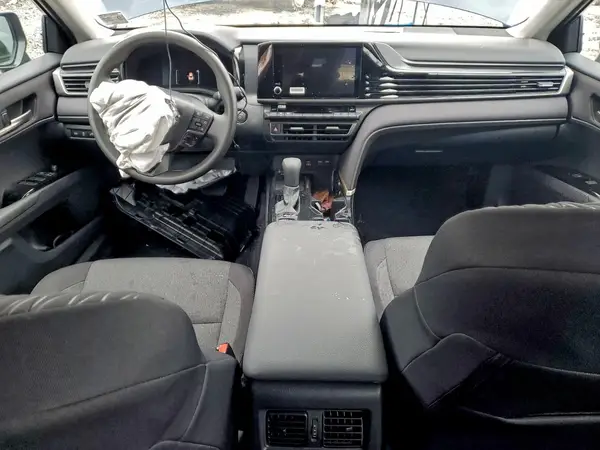 4T1DAACK6SU205640 2025 TOYOTA CAMRY - Image 8