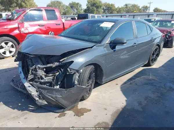 4T1DAACK6SU517053 2025 TOYOTA CAMRY - Image 2