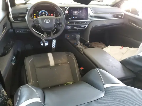 4T1DAACK6SU519921 2025 TOYOTA CAMRY - Image 8