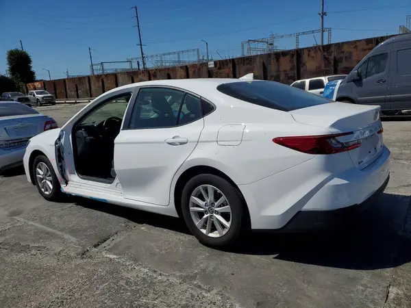 4T1DAACK6SU542129 2025 TOYOTA CAMRY - Image 2