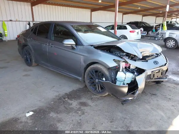 4T1DAACK6SU545077 2025 TOYOTA CAMRY - Image 1