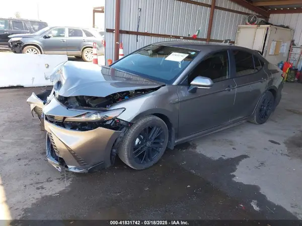 4T1DAACK6SU545077 2025 TOYOTA CAMRY - Image 2