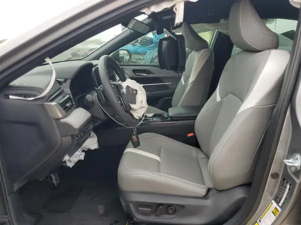 4T1DAACK6SU551736 2025 TOYOTA CAMRY - Image 8