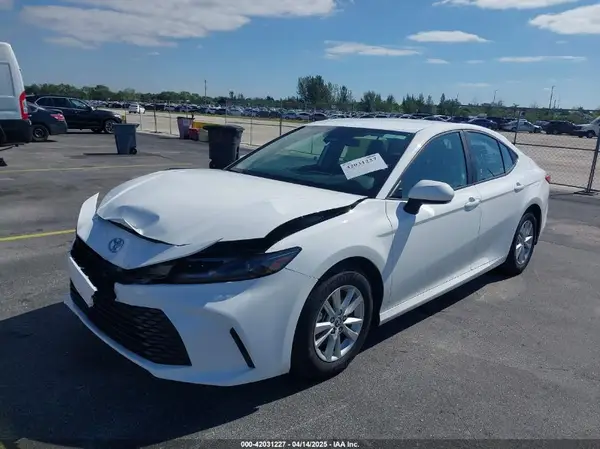 4T1DAACK6SU552000 2025 TOYOTA CAMRY - Image 2