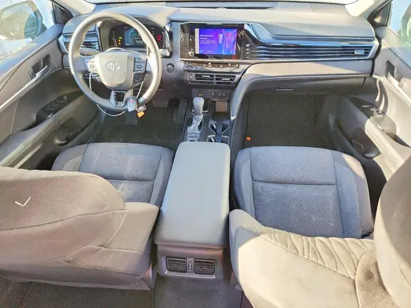 4T1DAACK6SU555544 2025 TOYOTA CAMRY - Image 8