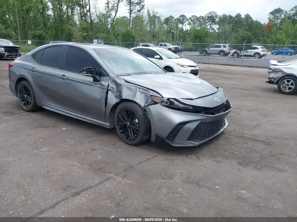 4T1DAACK6SU556385 2025 TOYOTA CAMRY - Image 1