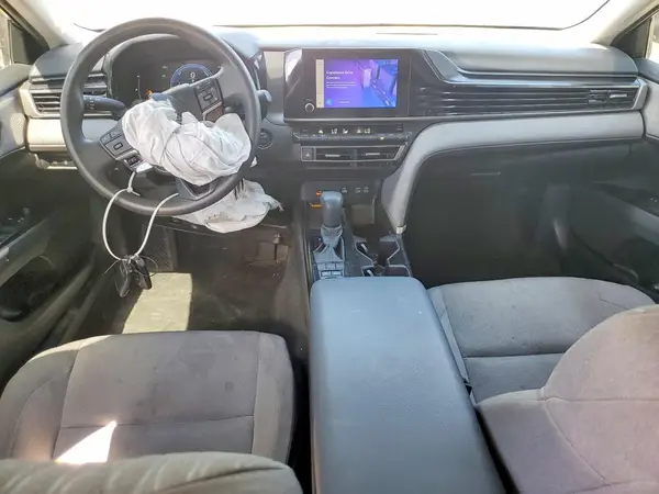 4T1DAACK6SU562705 2025 TOYOTA CAMRY - Image 8