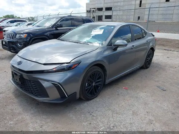 4T1DAACK6SU568486 2025 TOYOTA CAMRY - Image 2