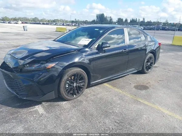 4T1DAACK6SU569203 2025 TOYOTA CAMRY - Image 2