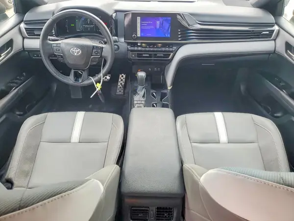 4T1DAACK6SU571209 2025 TOYOTA CAMRY - Image 8