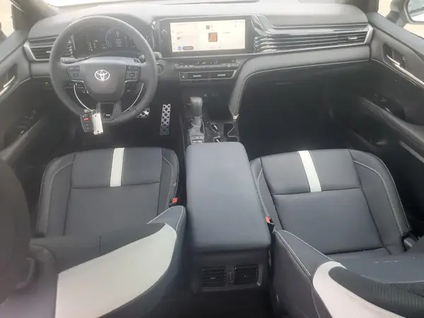 4T1DAACK6SU571212 2025 TOYOTA CAMRY - Image 8