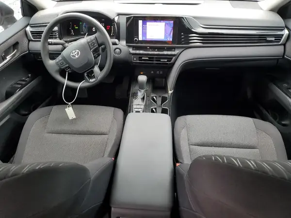 4T1DAACK6SU574711 2025 TOYOTA CAMRY - Image 8