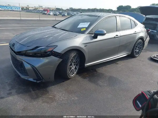 4T1DAACK6SU576491 2025 TOYOTA CAMRY - Image 2