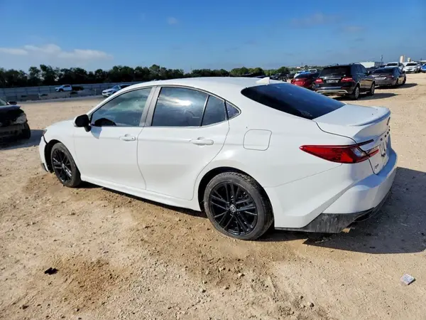 4T1DAACK6SU581027 2025 TOYOTA CAMRY - Image 2