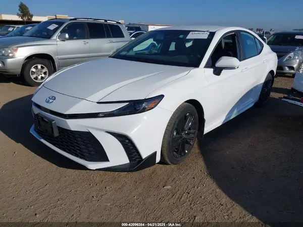 4T1DAACK6SU581822 2025 TOYOTA CAMRY - Image 2