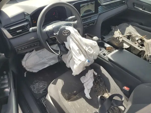 4T1DAACK6SU581917 2025 TOYOTA CAMRY - Image 8