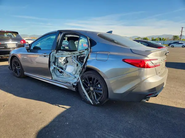 4T1DAACK6SU582467 2025 TOYOTA CAMRY - Image 2