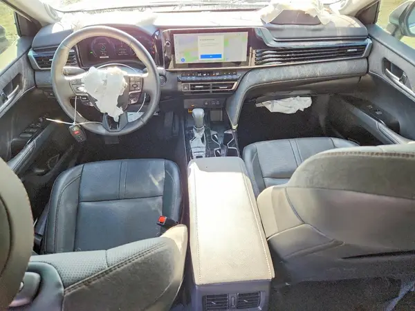 4T1DAACK6SU586180 2025 TOYOTA CAMRY - Image 8